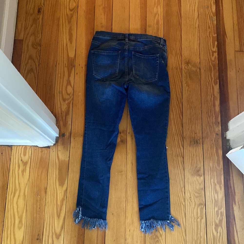 Jeans - Picture 2 of 3